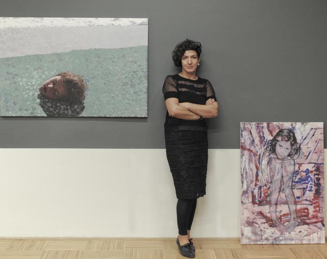 Die Künstlerin Elsa Martini zeigt im "Aktionsradius" ihre Fotografien und Bilder aus Fototransfer-Technik und Acryl.