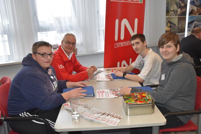 Bei Peter Birkenau (Interspar Unterwart) gab es auch zahlreiche Interessenten. | Foto: Michael Strini