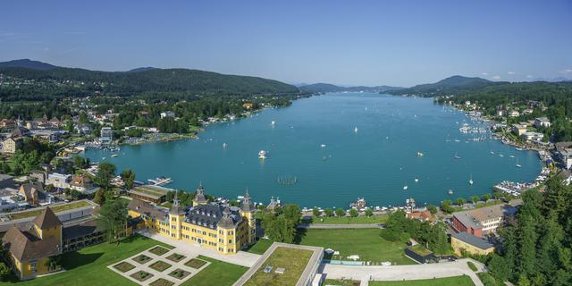 Schlosshotel, Wörthersee und Casino: Die Gemeinde Velden ist auf Ganzjahrestourismus ausgerichtet.