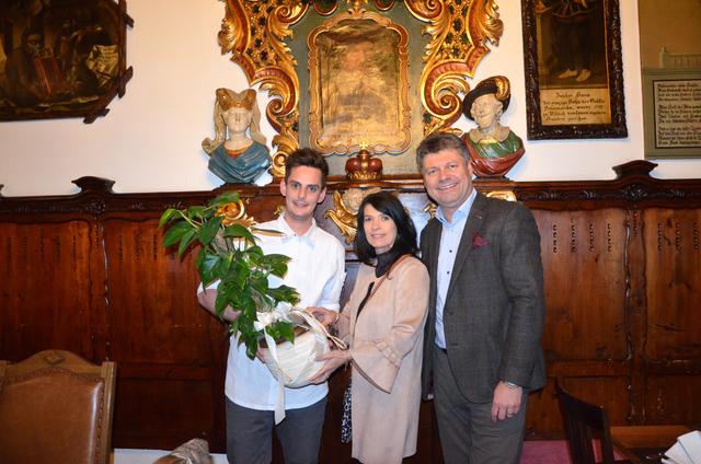 Mario Naschenweng mit Petronilla und Gerhard Pirih
