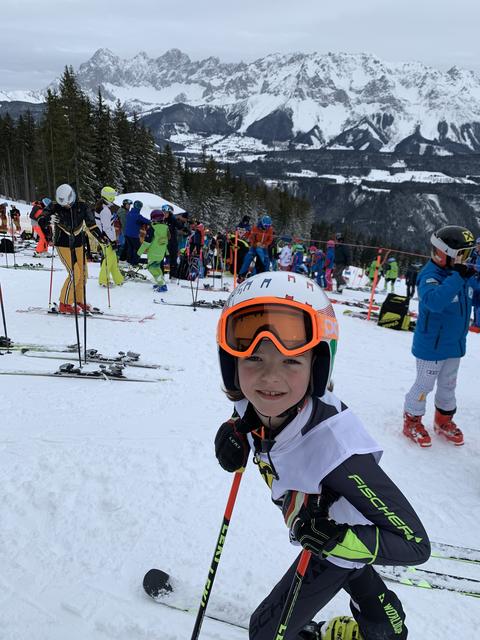 Louis Ortner vor seinem Sieg im Kindercup in Schladming