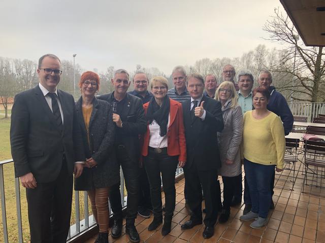 Lokale Nachrichten und Berichte aus der Rubrik Leute - aus Schrding und die kleinen Turnerkinder tolle neue Sachen besorgen, so Kathrin Bamberger Wer die alte Tradition des Volkstanzen kennenlernen will, ist zum unverbindlichen Leute | Beitrge zur Rubrik aus Schrding - volunteeralert.com