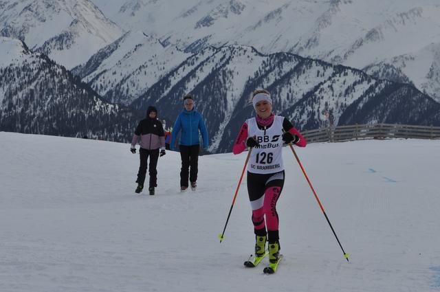 Sarah Dreier beim Zieleinlauf. | Foto: Christian Noel