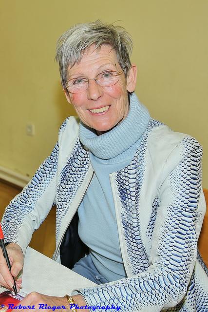 EISKUNSTLAUF OLYMPIASIEGERIN 1972 TRIXI SCHUBA in TRIBUSWINKEL 29.2.