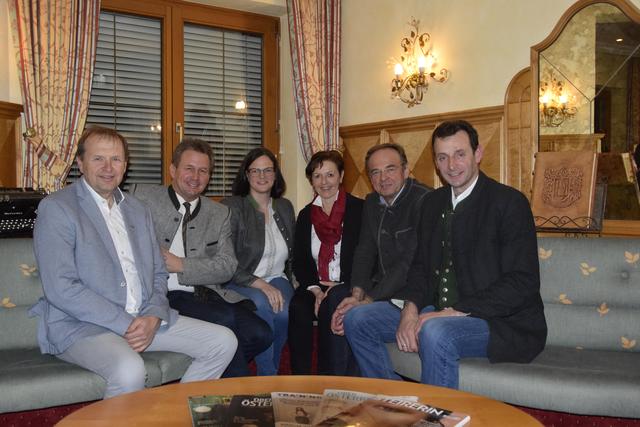 Landwirtschaft trifft Tourismus: Werner Brugner, Franz Titschenbacher, Viktoria Brandner, Maria Pein, Georg Bliem und Peter Kettner