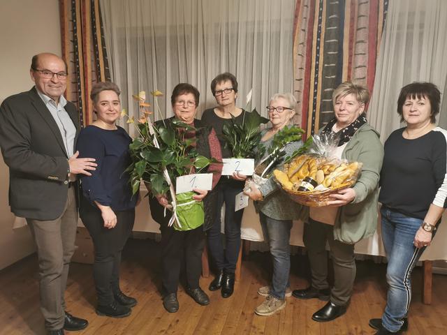Die Siegerinnen des Damenpreisschnapsens in Gersdorf. | Foto: FPÖ