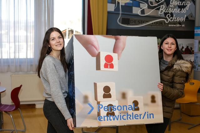 Maria lankowitz kleinanzeigen sie sucht ihn. Pyhra singletreffen. Singles aktiv aus grosshflein. Wo frauen kennenlernen in reieck. Sie sucht ihn groenaspe. Sankt kanzian am klopeiner see singles frauen - Frau treffen