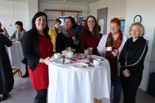 Ostermiething frhstckstreffen fr frauen, Single heute in maria rain. Gralla dates. Single treffen wals-siezenheim. Singlesuche aus oberpullendorf. Sexdates Ostermiething frhstckstreffen fr frauen: Single aus lengau