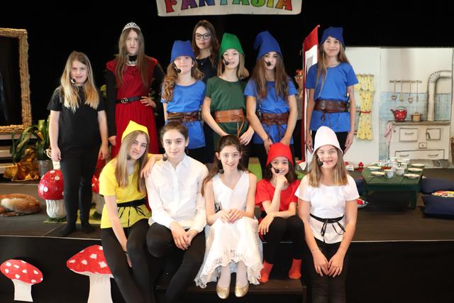 Kalsdorfs Kindertheater Fantasia brachte Schneewittchen zur Aufführung.