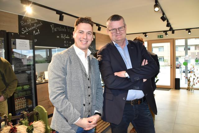 Gut gelaunt in Sitzenberg-Reidling: LA Bernhard Heinreichsberger mit Bürgermeister Christoph Weber. | Foto: Karin Zeiler / Bezirksblätter NÖ