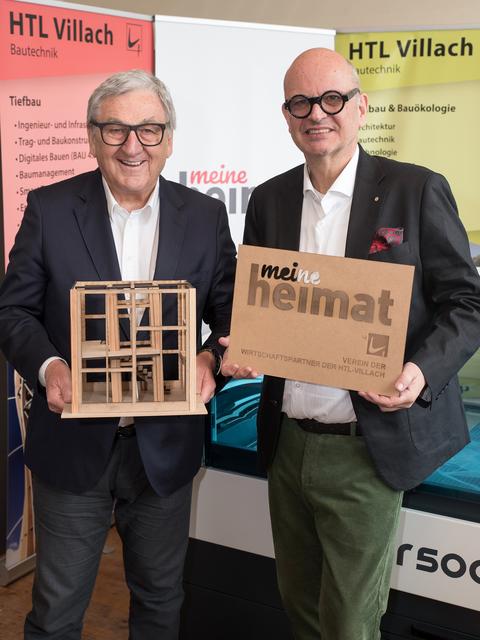 Gemeinsam erfolgreich: Helmut Manzenreiter und Direktor Peter Kusstatscher  | Foto: Adrian Hipp