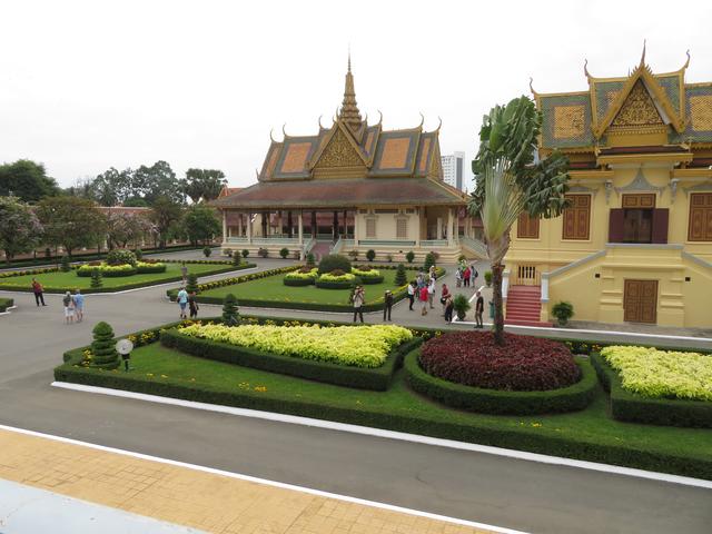 Aufnahme 11.02.2020: Gartenanlage im Königspalast