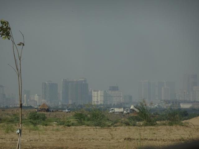 Aufnahme 11.2.2020 Phnom Penh aus fahrendem Auto fotografiert