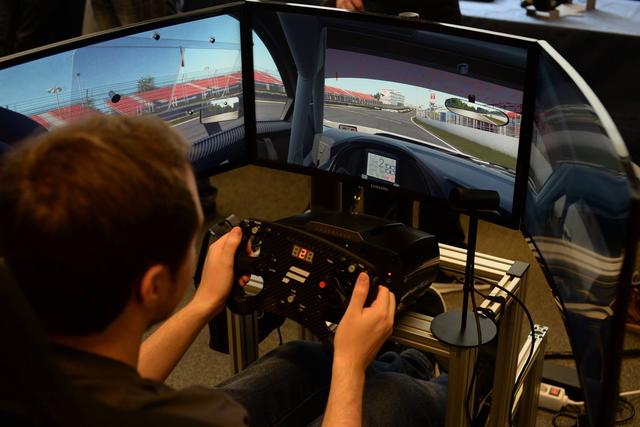 Autorennen virtuell erleben beim Open House in Hagenberg.