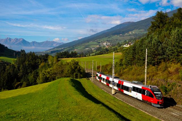 Zugfahrgäste können seit Montag auch abends gegen halb 10 Uhr in St. Jodok aus dem Regiozug Richtung Brenner aussteigen. | Foto: VVT