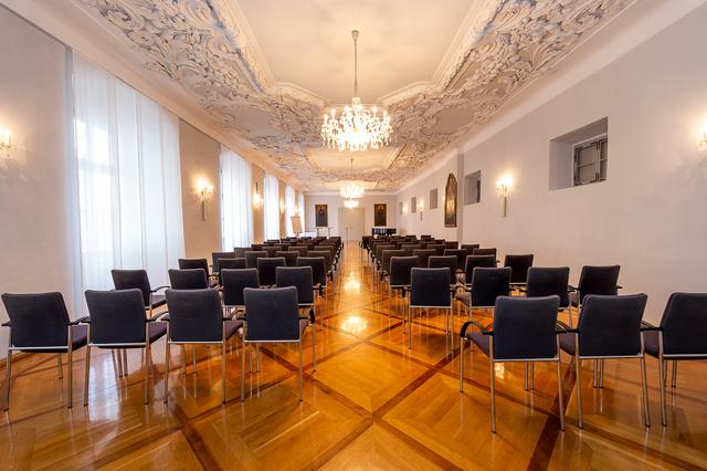 Barocksaal: Dieser war auch Jesuitenbibliothek und Kapelle. | Foto: Foto Jörgler