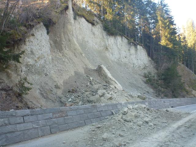 Die Pitztaler Straße bleibt voraussichtlich bis einschließlich Freitag gesperrt. | Foto: Land Tirol