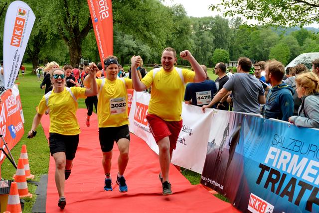 Am 5. Juni findet der Salzburger Firmentriathlon bereits zum neunten Mal statt. Für 250 Staffeln steht an diesem Tag wieder der Teamgeist an oberster Stelle.