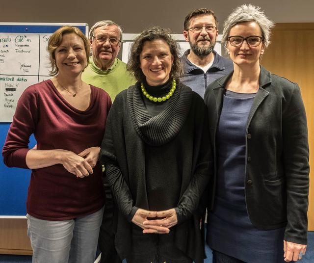 Der neu gewählte Vorstand der Grünen Gmunden startet mit hohen Ambitionen zu den Themen zukunftsweisende Wohnformen, klimafreundliche Verkehrslösungen sowie gute berufliche Perspektiven für die Jungen.