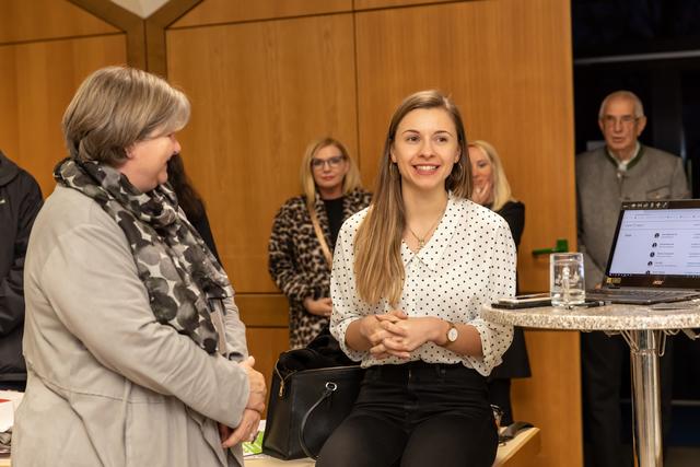 Sara Griesbacher, BA, Geschäftsführerin bei "Short and Sweet" (Online-Marketing). | Foto: Tamara Mednitzer
