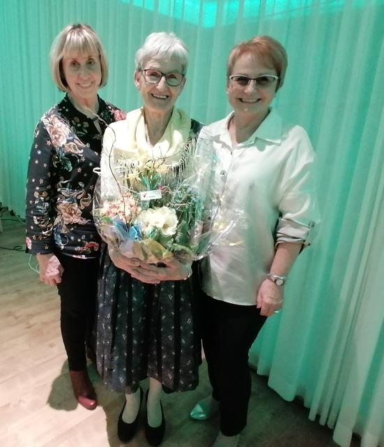 Christine Schmidt, Maria Donner und Obfrau Elfi Buchberger.