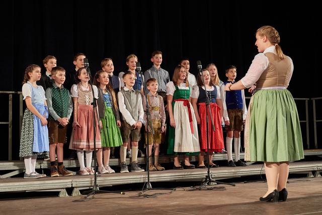 Maximal drei Lieder durften die Schulchöre dem Publikum beim Bezirksjugendsingen 2020 präsentieren.