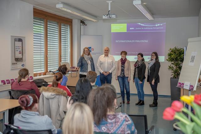 Claudia Tillinger (ZAM), Roland Langmann (AMS Voitsberg), Michaela Köppel (AMS Voitsberg), Julija Kraxner (ZAM), Silvia Trummer (ZAM)