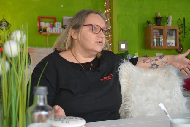 "Ich kenne wirklich sehr viele Asylwerber und begleite sie auch oft zu Behörden und ich muss sagen, die allermeisten bemühen sich wahnsinnig, sich zu integrieren."
