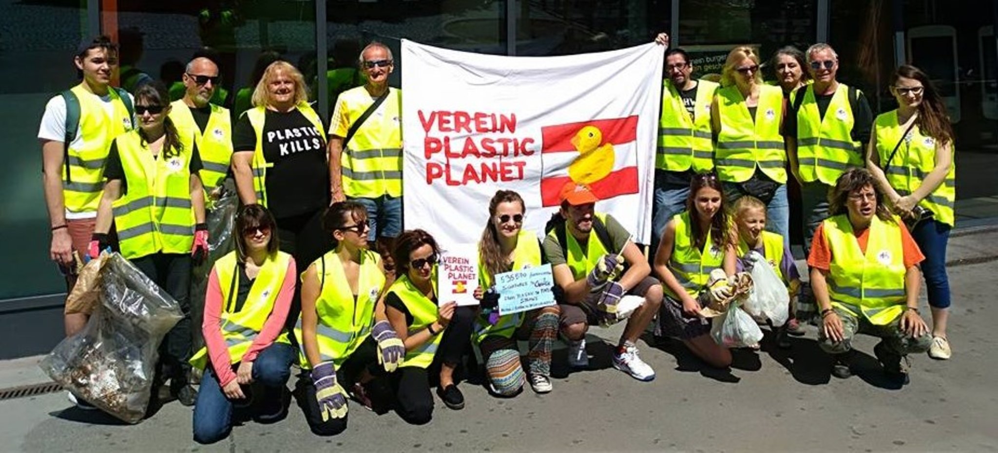 Plastikreduktion: Erfolg für den Verein Plastic Planet Plastikreduktion: Erfolg für den Verein Plastic Planet
