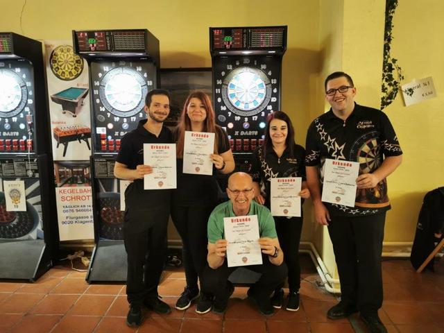 Die erfolgreichen Sportler des Dartverein Sonja`s Chaoten.