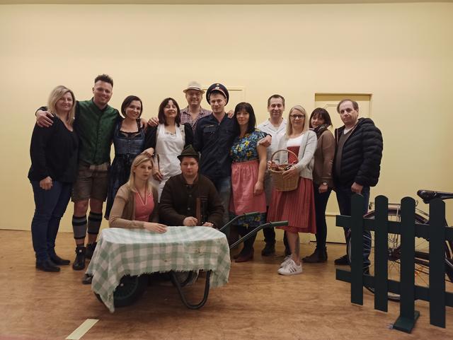 Die Theatergruppe Antau bangt um ihr Theaterdebüt