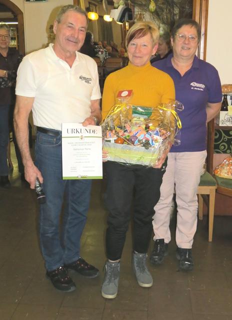 Die Turniersiegerin, Herta Gahleitner, aus St.Veit siegte mit 146 Holz.