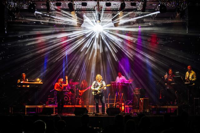 A tribute to SIMPLY RED wandert nun beispielsweise auf den 4. September.