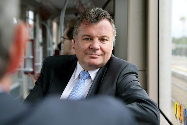 Günther Steinkellner, Landesrat für Infrastruktur: "Wir wollen zur Aufrechterhaltung des öffentlichen Lebens die Öffentlichen Verkehrsverbindungen weiterhin bestmöglich gewährleisten."