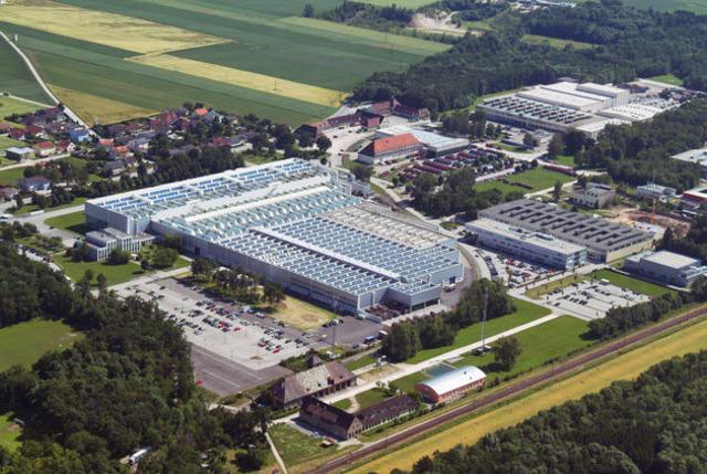 Nach den Entwicklungen während des Wochenendes hat die Engel Geschäftsleitung am Sonntagabend entschieden, den Produktionsbetrieb im Stammwerk in Schwertberg ab Montag, 16. März vorerst für zwei Tage zu schließen.  | Foto: privat
