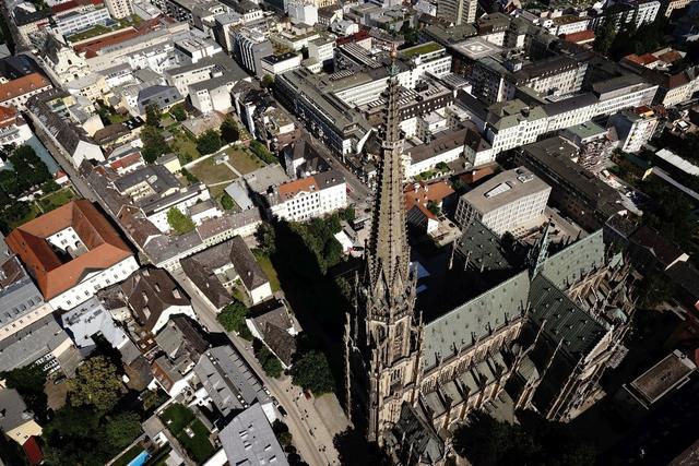 Die Gläubigen sind eingeladen am Gottesdienst, über die Medien teilzunehmen.