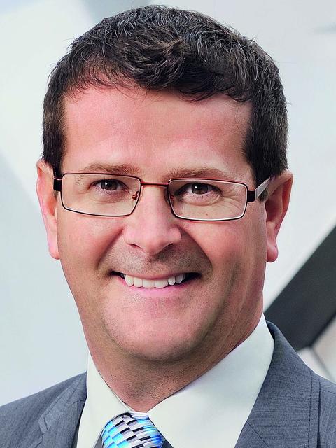Bürgermeister Albert Pitterle bietet Unterstützung an.