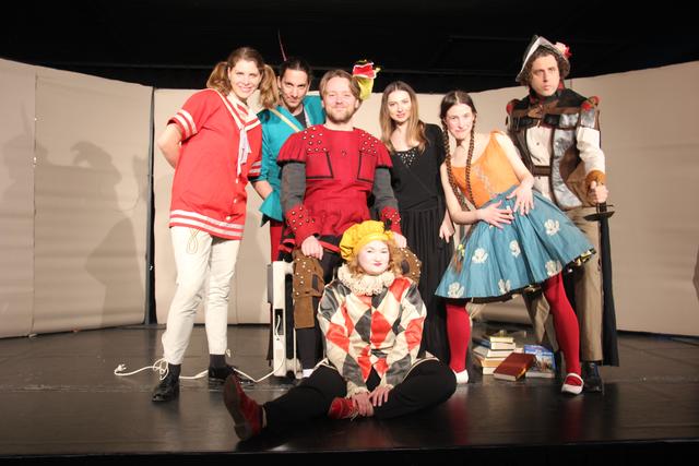 Oper@Tee parodierte Faus im KUMST