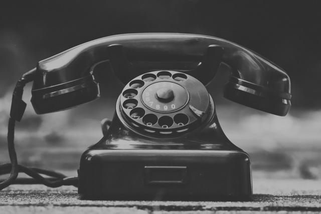 In Axams steht ab Montag eine Hotline zur Verfügung!