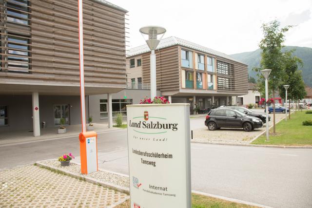 Auch das Berufsschülerheim in Tamsweg zählt zu den möglichen Quartieren.