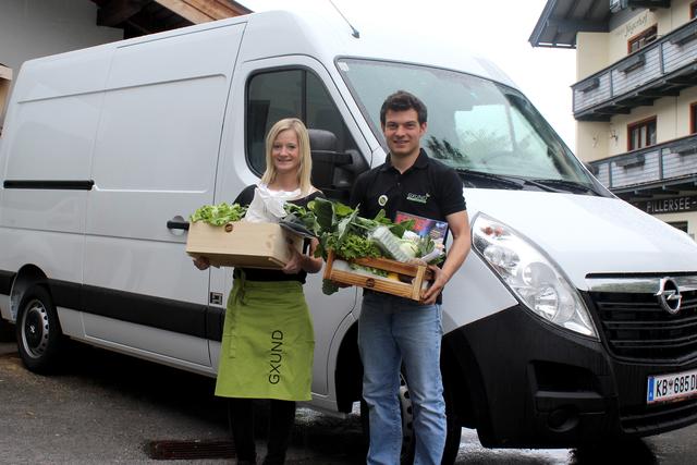 Die Geschwister Christina und Manuel Putzer haben am Wochenende alle Hebel in Bewegung gesetzt, damit ab dieser Woche das Biokistl ausgeliefert werden kann. | Foto: Gxund