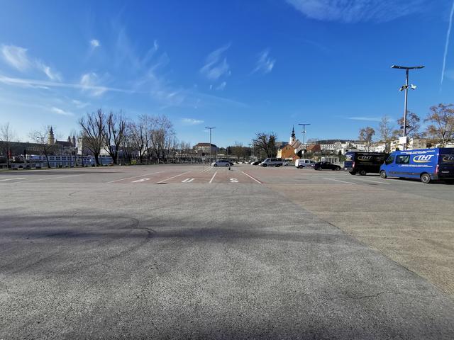 Eine vorübergehende Nutzung des Urfahraner Jahrmarktgeländes als Parkplatz ist laut FPÖ rechtlich nicht möglich. | Foto: FPÖ Linz