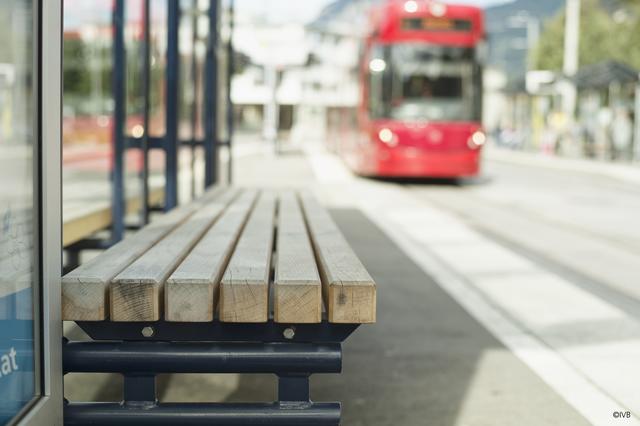Die Linien TS (Sightseer) sowie die Tramverbindung nach Igls (Linie 6) werden ab Dienstag, 17.03, vorübergehend eingestellt.