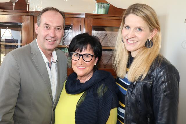 Bürgermeister Franz Rumpler, STR Helga Hejduk, STR Brigitta Haltmeyer.