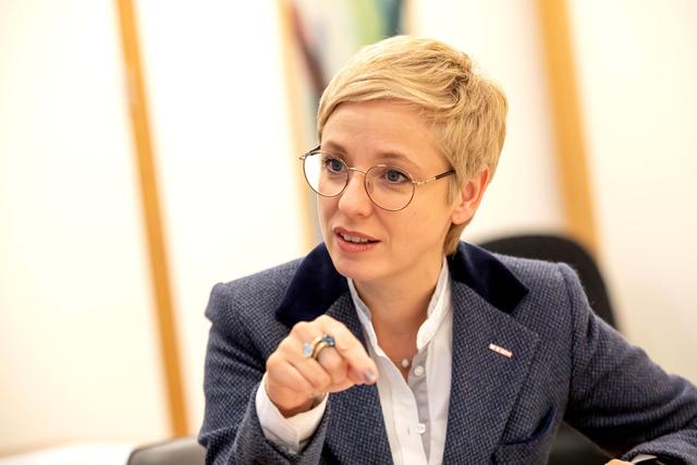 „Wichtig ist nun auch, dass die Unterstützung schnell bei den Betrieben ankommt“, sagt Wirtschaftskammer OÖ-Präsidentin Doris Hummer