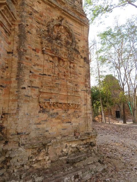 12.02.2020 Darstellung der Götter an einer Tempelwand