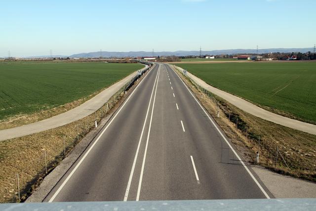 Leere Straßen, der Bezirk Korneuburg bleibt zu Hause.