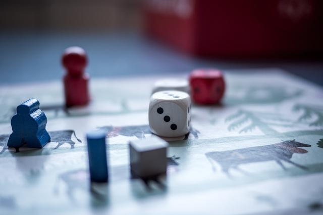 Warum die Zeit zuhause nicht sinnvoll nutzen und bei einem schönen Spiele-Nachmittag wieder etwas Zeit mit der Familie verbringen.