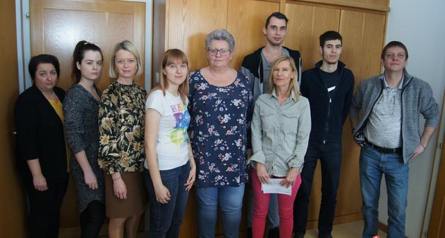 Das Corona-Krisenteam der Bezirkshauptmannschaft Hartberg-Fürstenfeld, um Amtsärztin Dr. Susanne Obermayer (6.v.l.) arbeitet Tag und Nacht, um der Ausbreitung des Virus im Bezirk "Herr zu werden".
