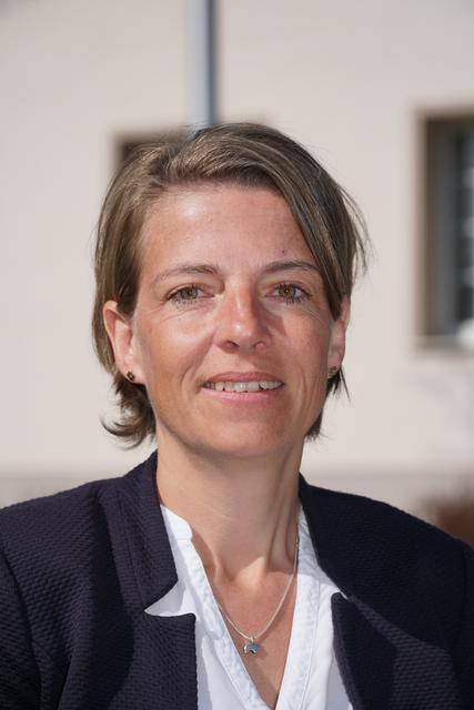Karina Konrad unterstützt ihre Bürger persönlich.